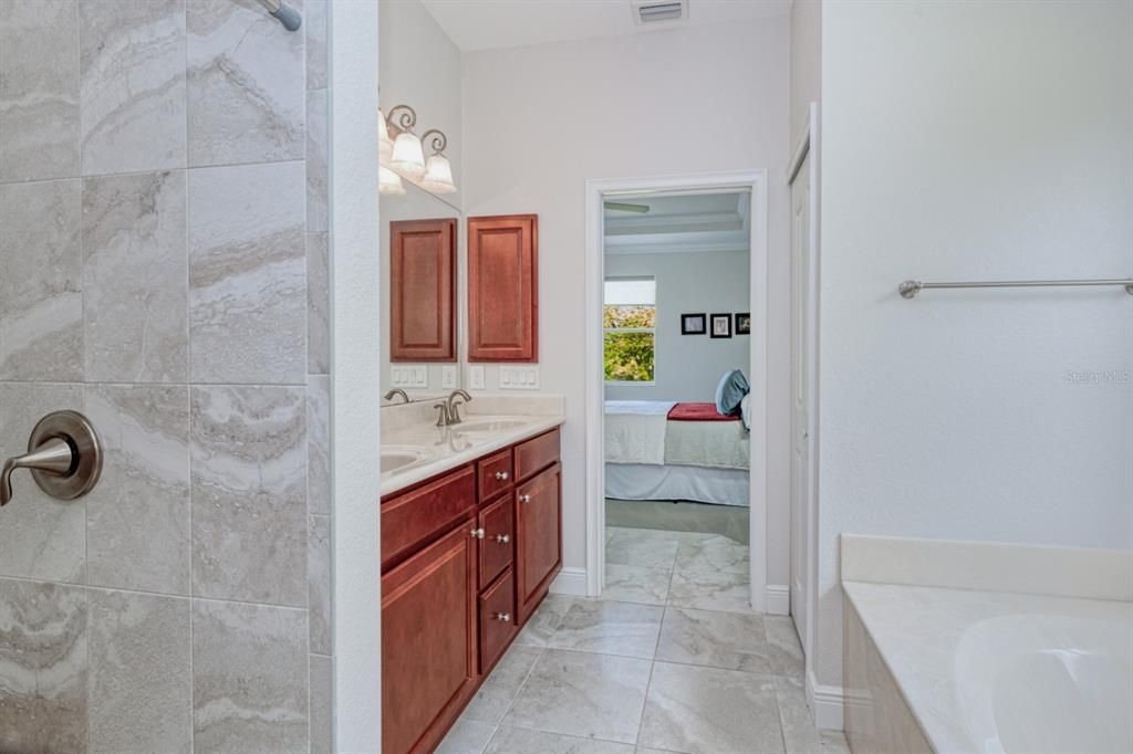 Active With Contract: $399,000 (3 beds, 2 baths, 1746 Square Feet)