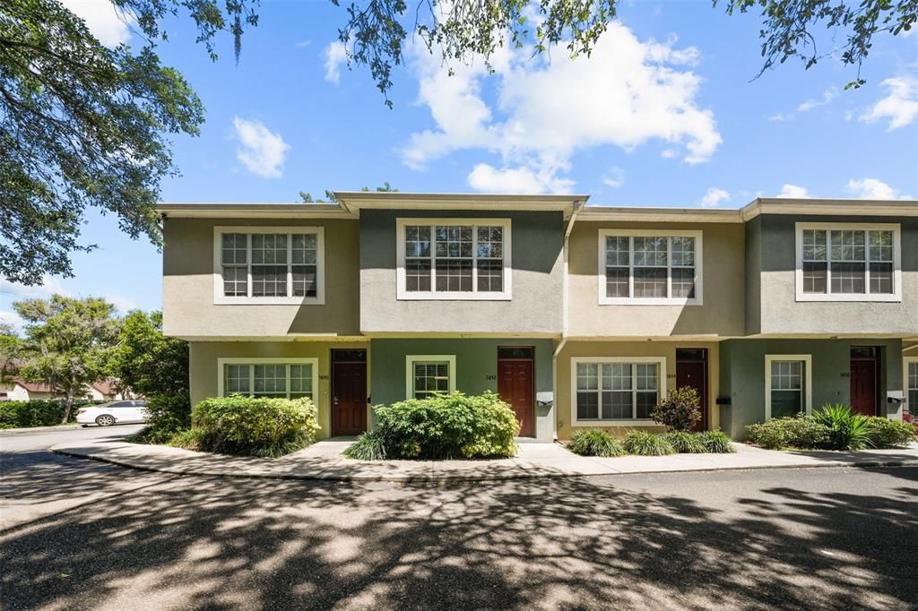 Recently Rented: $2,095 (3 beds, 2 baths, 1420 Square Feet)