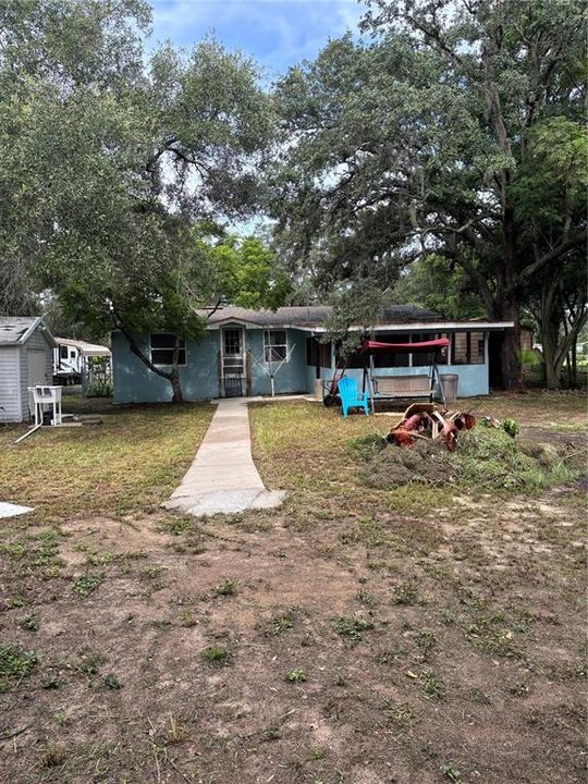 Active With Contract: $300,000 (3 beds, 2 baths, 1516 Square Feet)