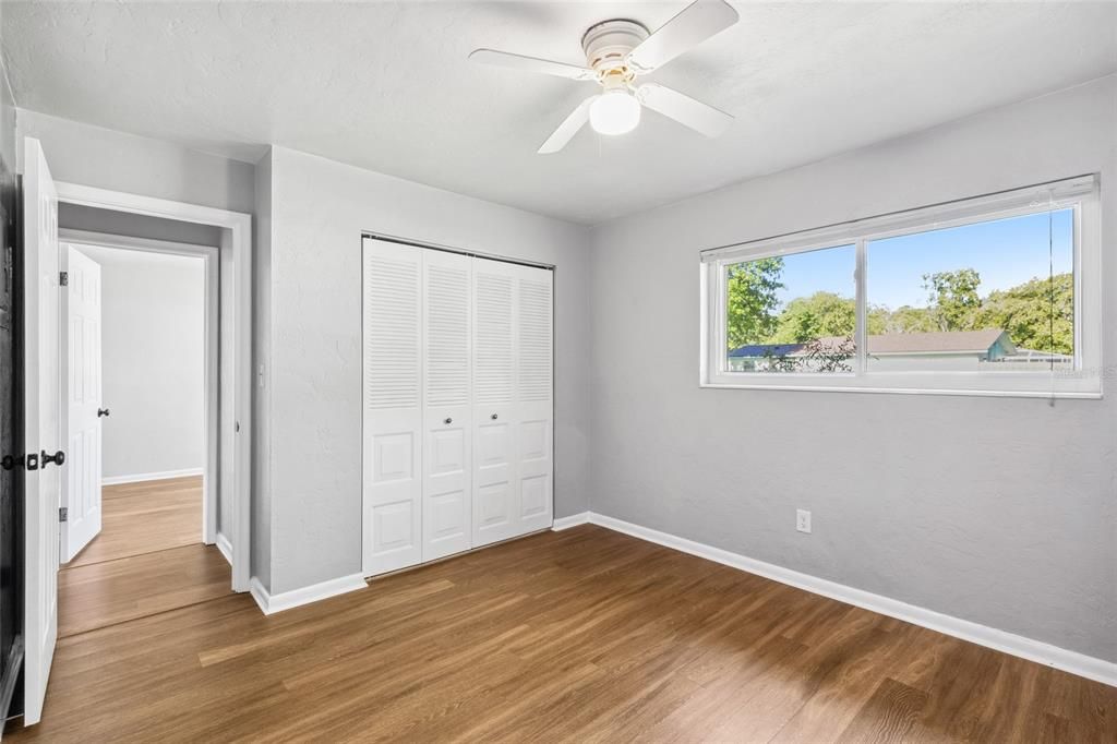 Active With Contract: $284,900 (3 beds, 2 baths, 1243 Square Feet)