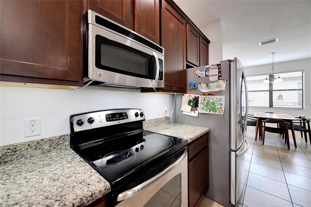 Active With Contract: $2,950 (4 beds, 3 baths, 2643 Square Feet)