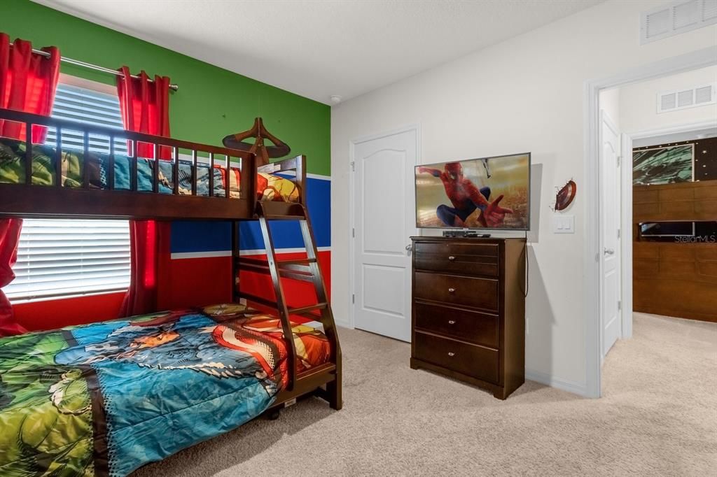 Bedroom 3 (Superhero Theme)