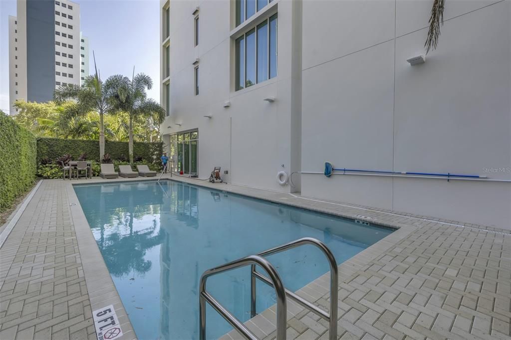 Active With Contract: $1,450,000 (3 beds, 3 baths, 2120 Square Feet)