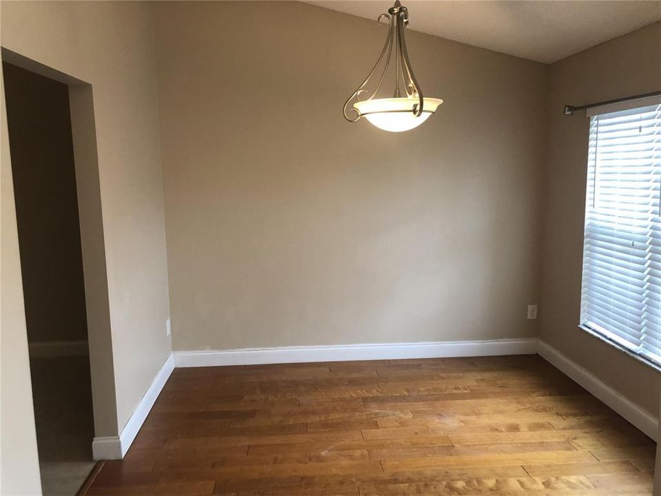 Active With Contract: $2,495 (3 beds, 2 baths, 1910 Square Feet)