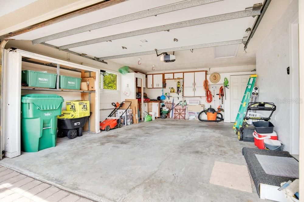 1-car garage (was a 2-car, but laundry/utility room was converted to indoor space)