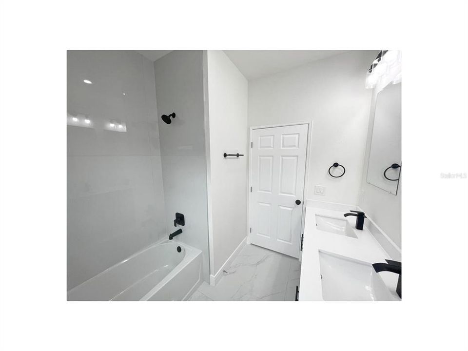 For Sale: $369,000 (4 beds, 2 baths, 1860 Square Feet)