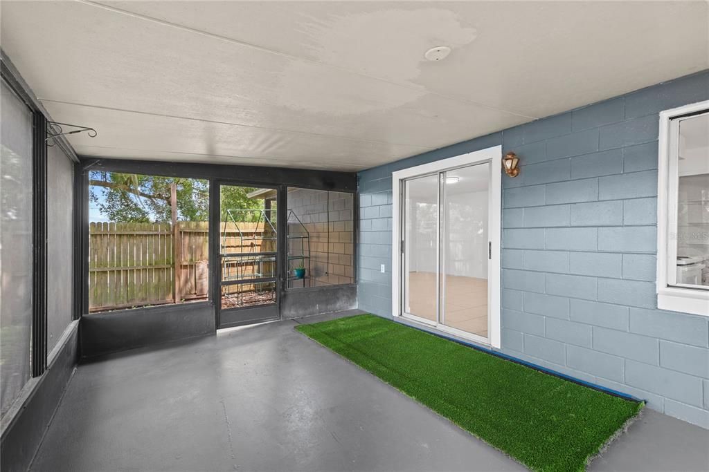 Screened Patio