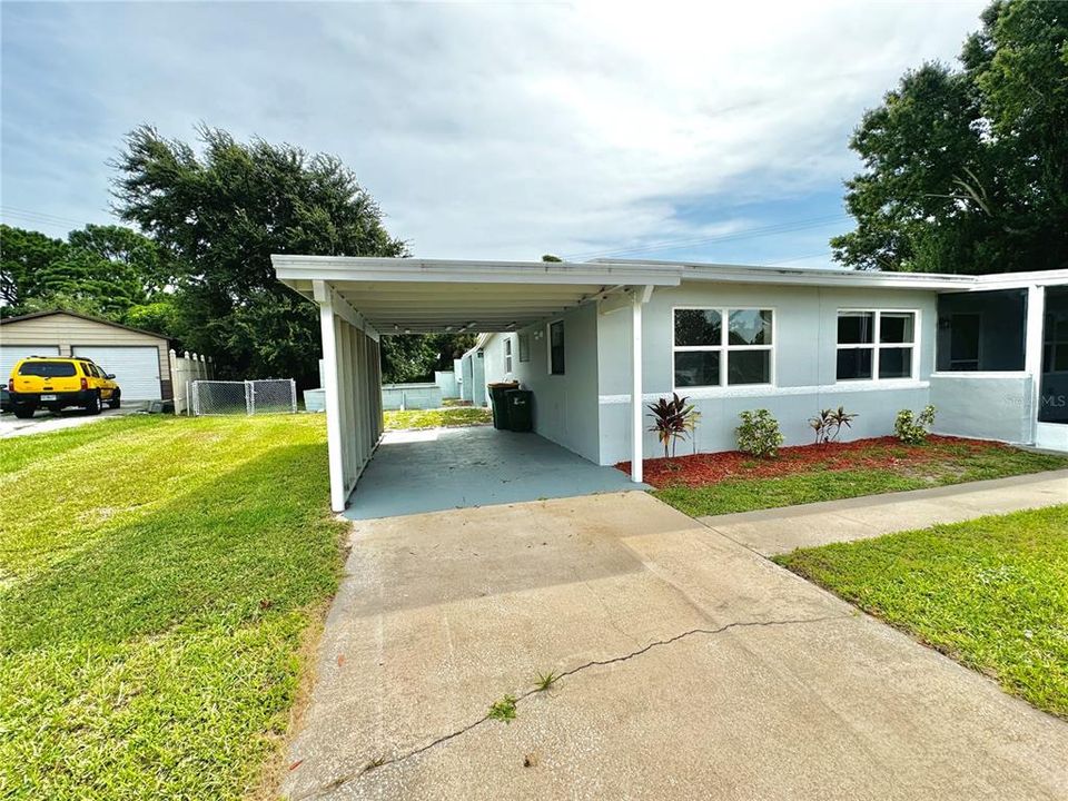 For Sale: $299,900 (3 beds, 2 baths, 1360 Square Feet)