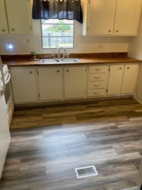 Beautiful new flooring in kitchen