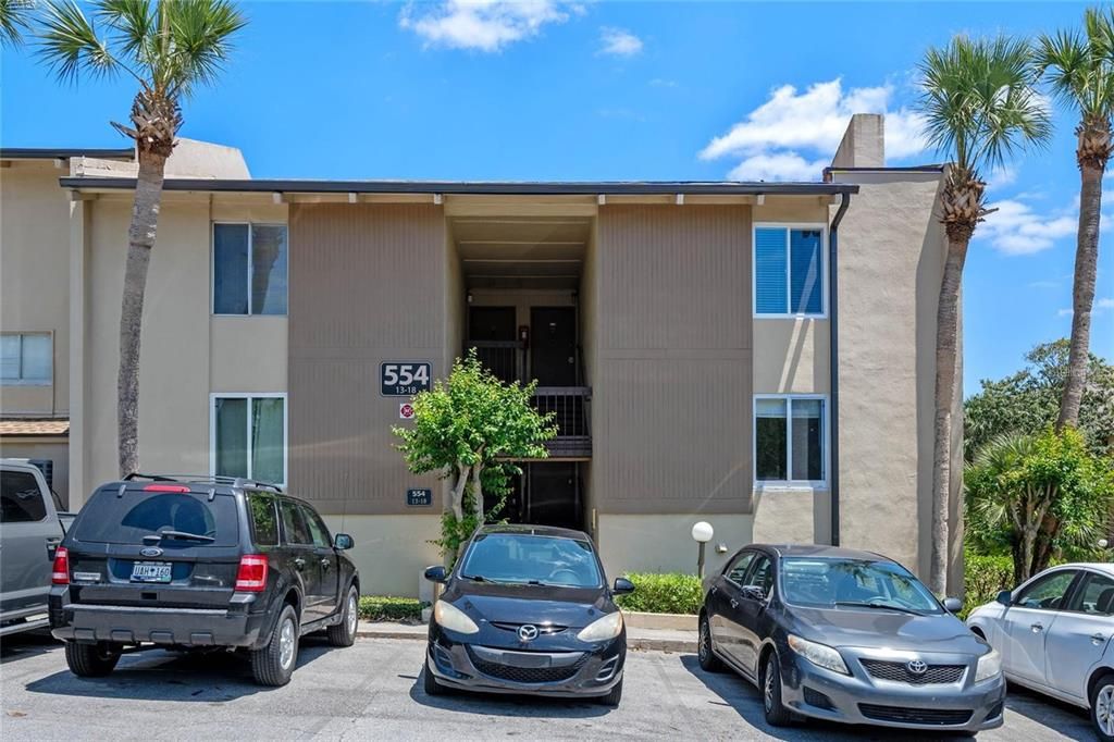 Active With Contract: $1,375 (1 beds, 1 baths, 633 Square Feet)