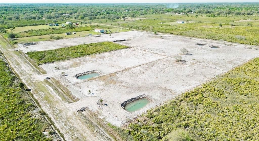 На продажу: $50,000 (1.25 acres)