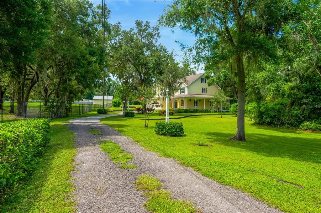 For Sale: $869,000 (4 beds, 2 baths, 2724 Square Feet)