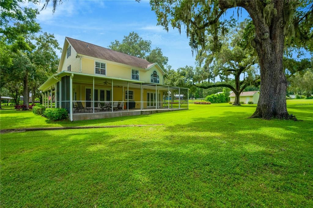 For Sale: $869,000 (4 beds, 2 baths, 2724 Square Feet)