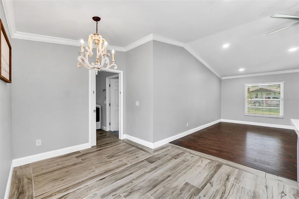 Active With Contract: $315,000 (3 beds, 1 baths, 1242 Square Feet)