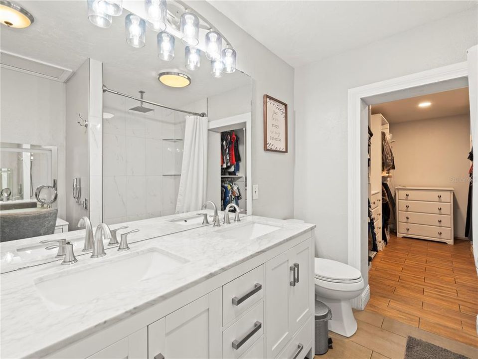 For Sale: $449,000 (3 beds, 2 baths, 1449 Square Feet)