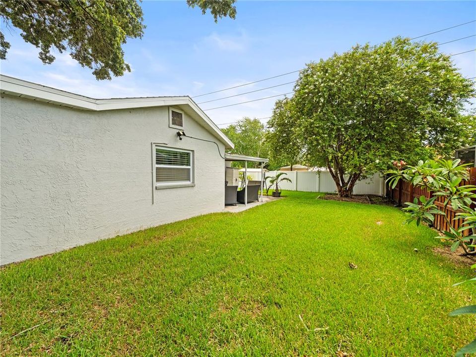 For Sale: $449,000 (3 beds, 2 baths, 1449 Square Feet)