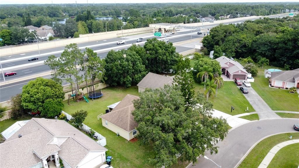 Active With Contract: $370,000 (3 beds, 2 baths, 1212 Square Feet)