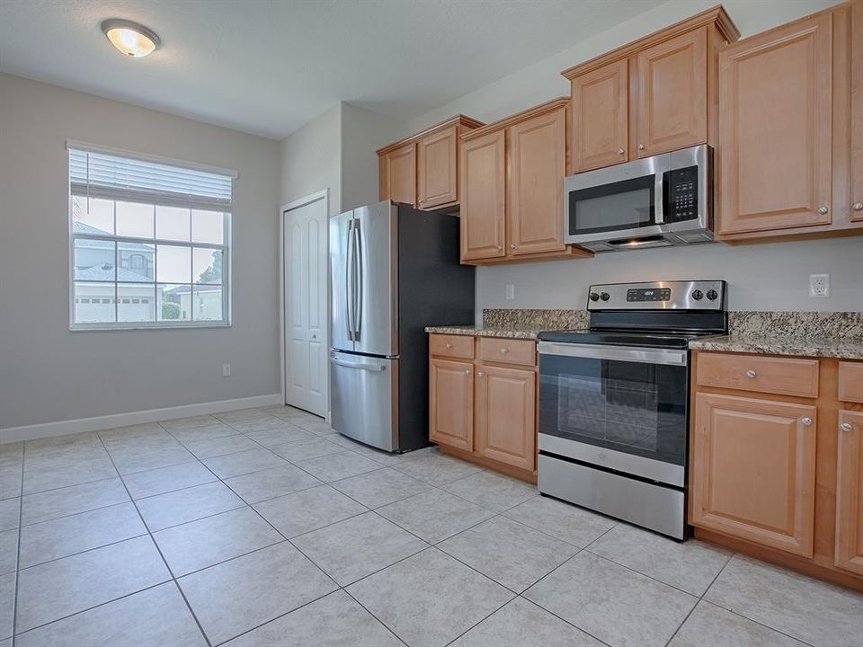 For Sale: $359,900 (3 beds, 2 baths, 1691 Square Feet)