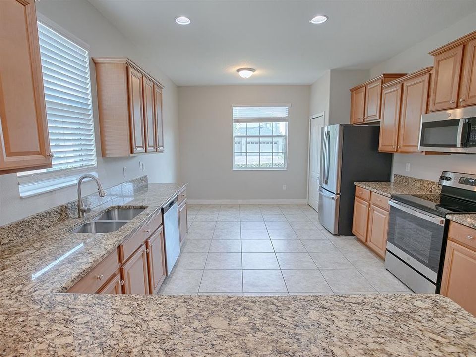 For Sale: $359,900 (3 beds, 2 baths, 1691 Square Feet)