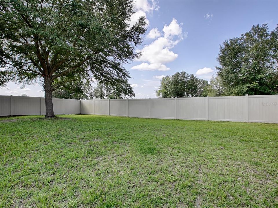 For Sale: $359,900 (3 beds, 2 baths, 1691 Square Feet)