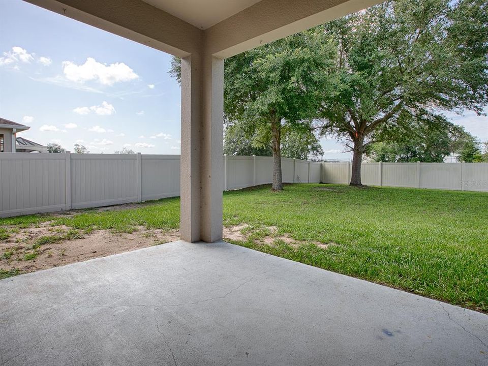 For Sale: $359,900 (3 beds, 2 baths, 1691 Square Feet)