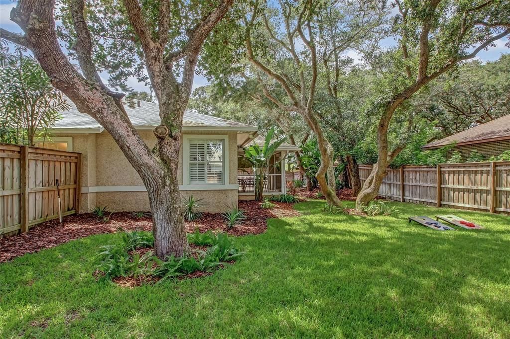 For Sale: $850,000 (3 beds, 2 baths, 1753 Square Feet)