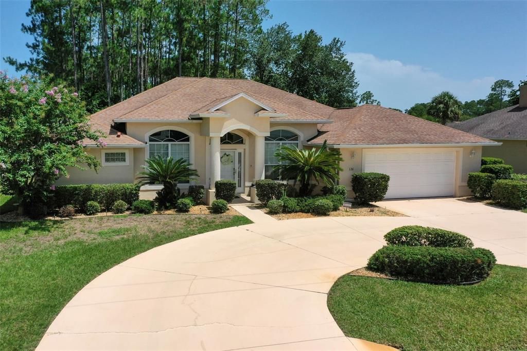 Circular driveway with plenty of off street parking.