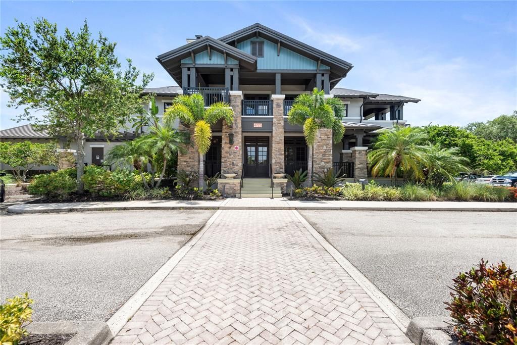 Active With Contract: $550,000 (4 beds, 3 baths, 2636 Square Feet)