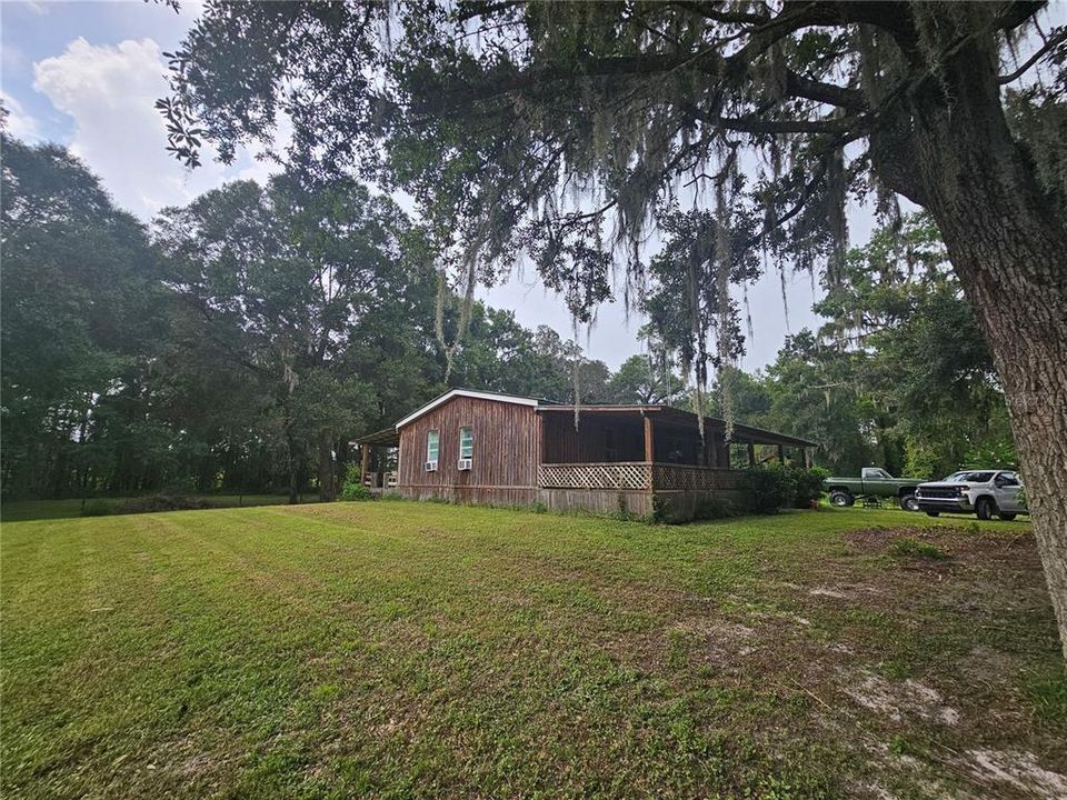 For Sale: $495,000 (3 beds, 2 baths, 1056 Square Feet)