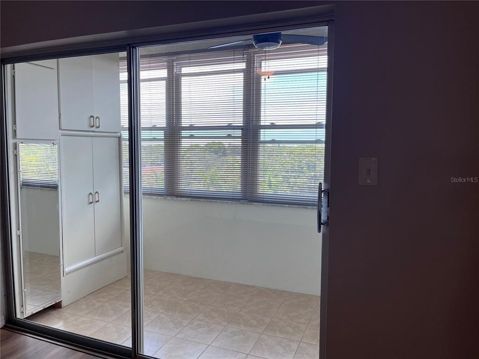 Active With Contract: $1,695 (1 beds, 1 baths, 765 Square Feet)