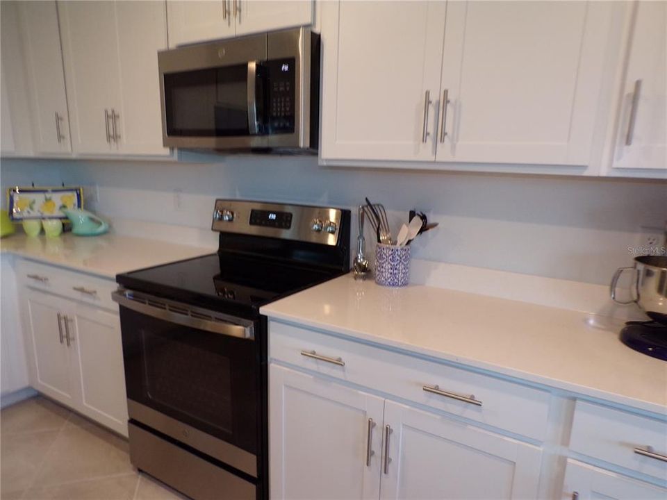 For Rent: $4,000 (2 beds, 2 baths, 1154 Square Feet)