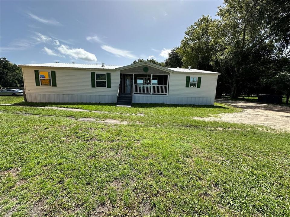 Active With Contract: $299,999 (4 beds, 2 baths, 1972 Square Feet)