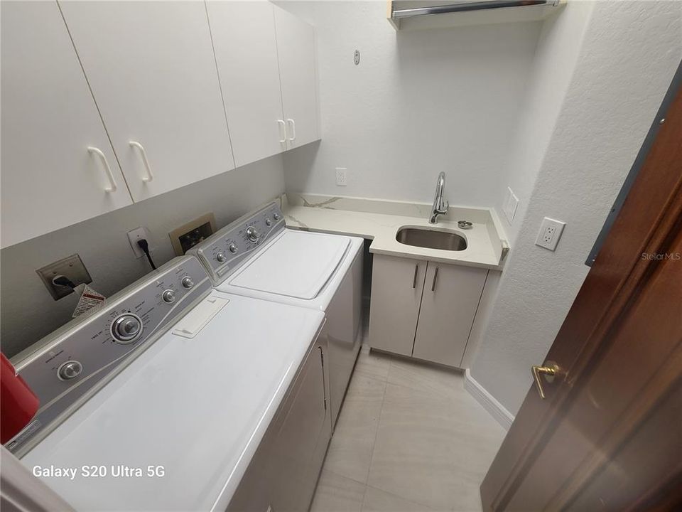 For Rent: $6,000 (3 beds, 2 baths, 2298 Square Feet)