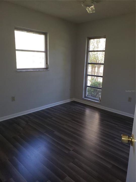 Active With Contract: $1,695 (3 beds, 2 baths, 1352 Square Feet)