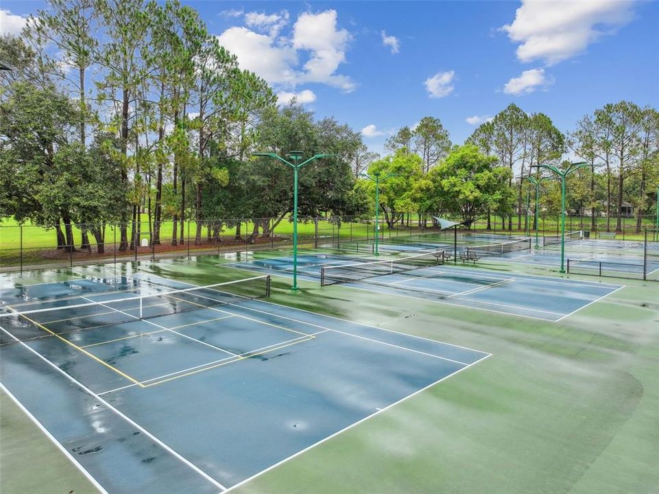 BASKETBALL COURTS