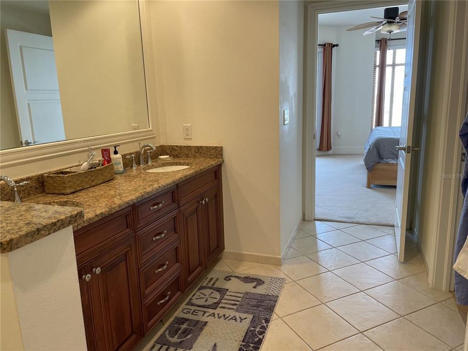 For Rent: $6,000 (2 beds, 2 baths, 1356 Square Feet)