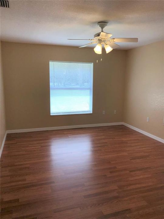 For Rent: $2,495 (3 beds, 2 baths, 1706 Square Feet)