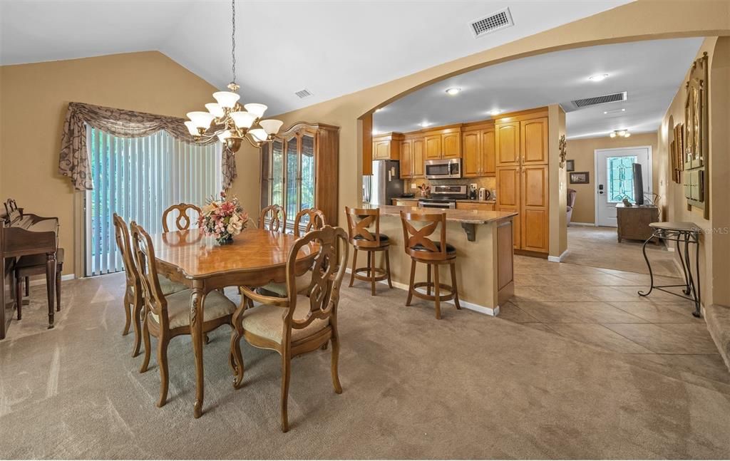 DINING AREA THROUGH TO FRONT ENTRANCE