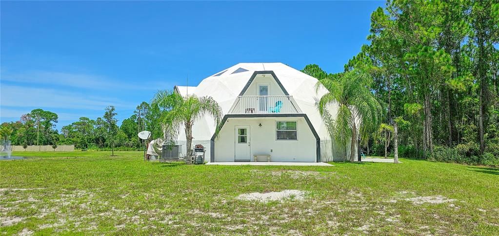 For Sale: $620,000 (3 beds, 2 baths, 2484 Square Feet)