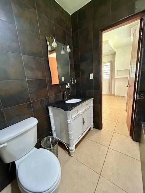 Activo con contrato: $295,000 (3 camas, 2 baños, 1679 Pies cuadrados)