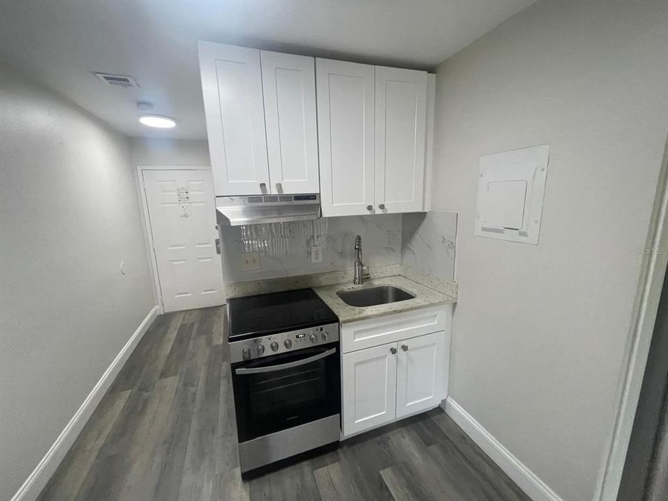 For Rent: $1,850 (2 beds, 2 baths, 1124 Square Feet)