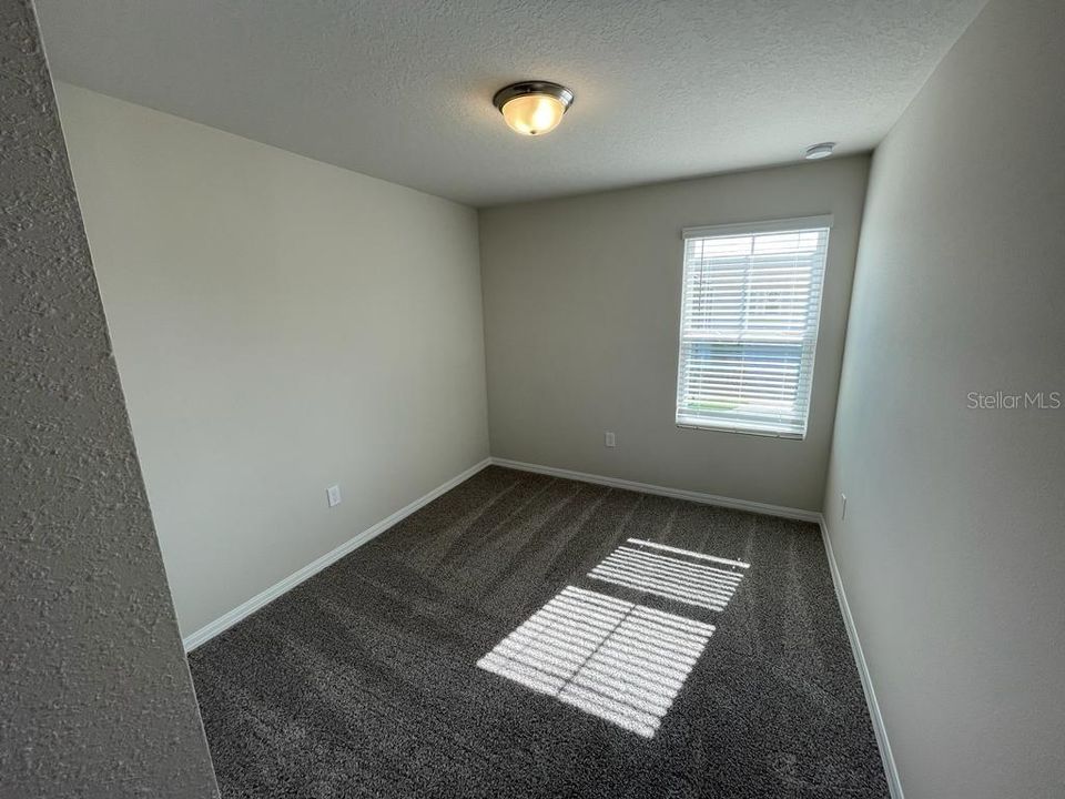 Active With Contract: $2,000 (3 beds, 2 baths, 1485 Square Feet)