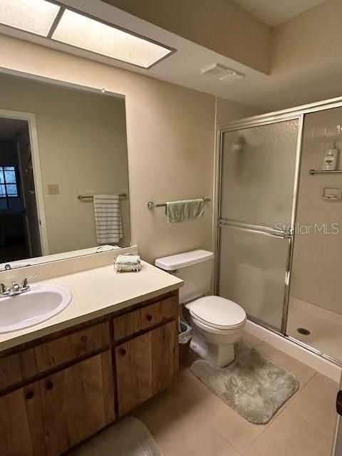 Active With Contract: $125,000 (2 beds, 2 baths, 955 Square Feet)