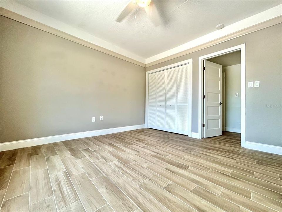 Active With Contract: $2,500 (3 beds, 2 baths, 1745 Square Feet)