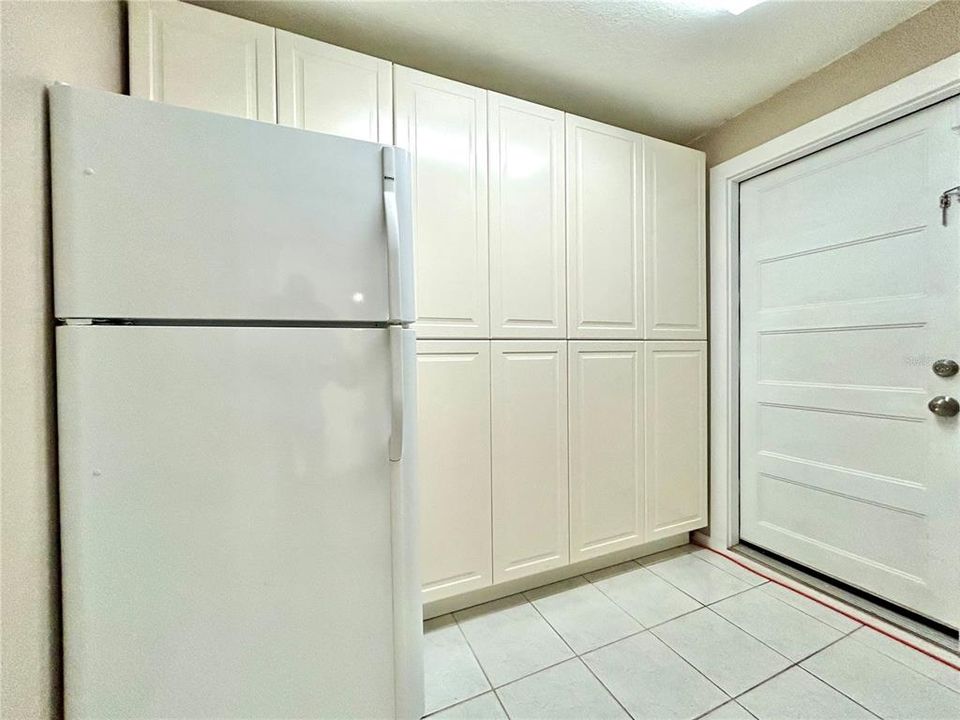 Active With Contract: $2,500 (3 beds, 2 baths, 1745 Square Feet)