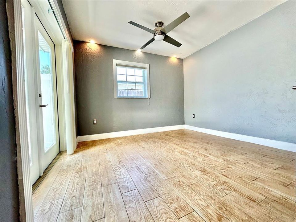 Active With Contract: $2,500 (3 beds, 2 baths, 1745 Square Feet)