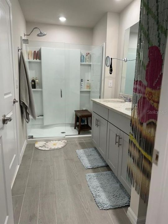 Под контрактом: $265,000 (3 спален, 2 ванн, 1525 Квадратных фут)