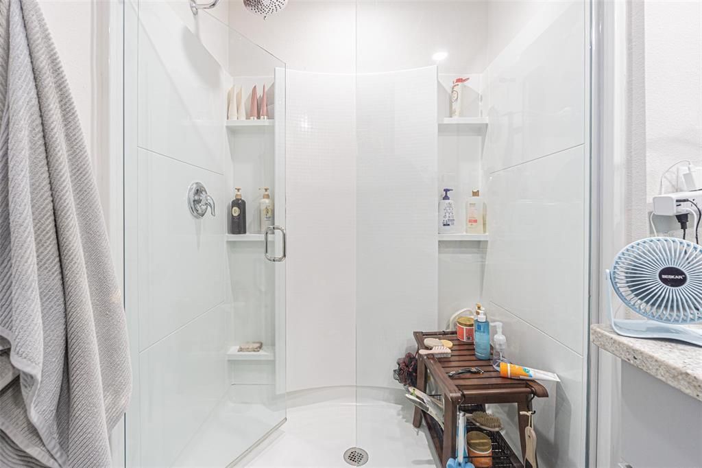 Под контрактом: $265,000 (3 спален, 2 ванн, 1525 Квадратных фут)