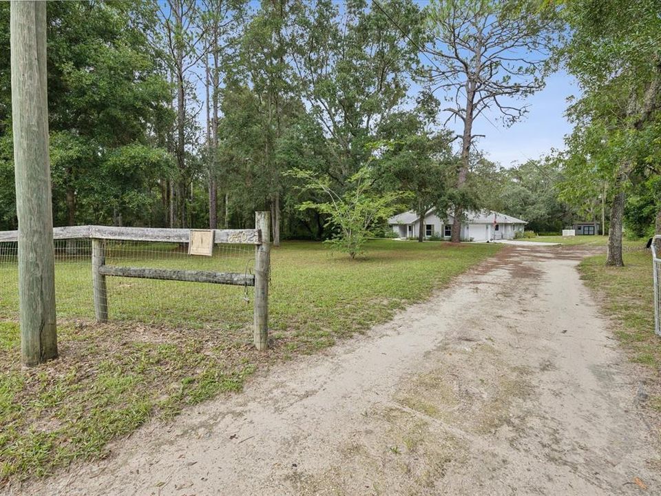 For Sale: $474,900 (3 beds, 2 baths, 2113 Square Feet)