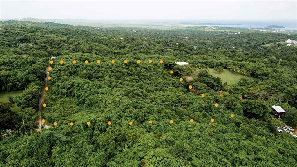 На продажу: $469,000 (4.90 acres)